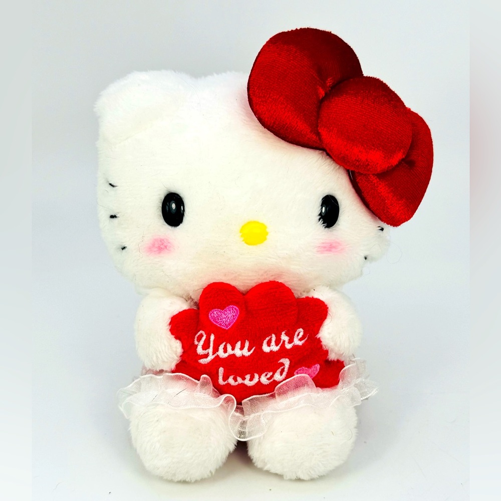 Sanrio Hello Kitty Plush W/You Are Loved Heart Stuffed Animal 5” NO TAG - Picture 1 of 7